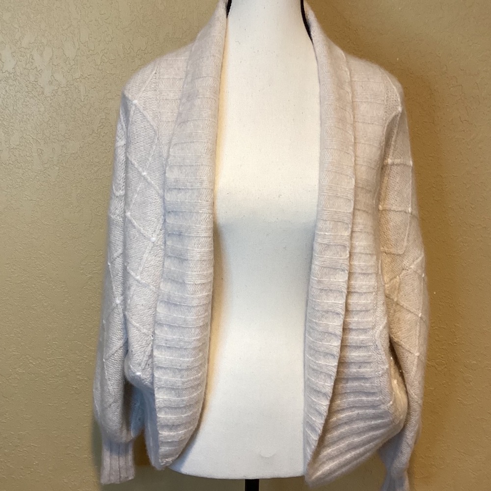 Moda International Women's Size Small, Pink/White Diamond print open cardigan